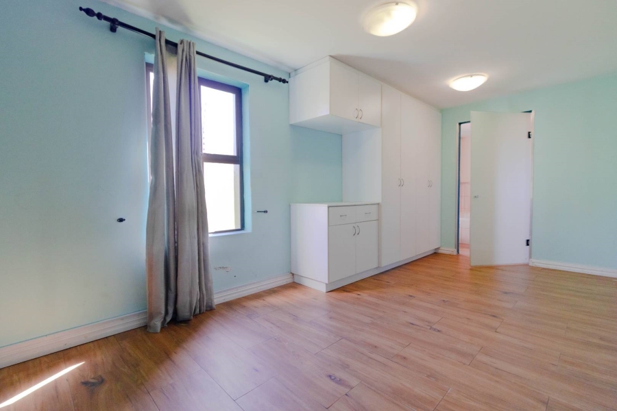 4 Bedroom Property for Sale in Sandbaai Western Cape
